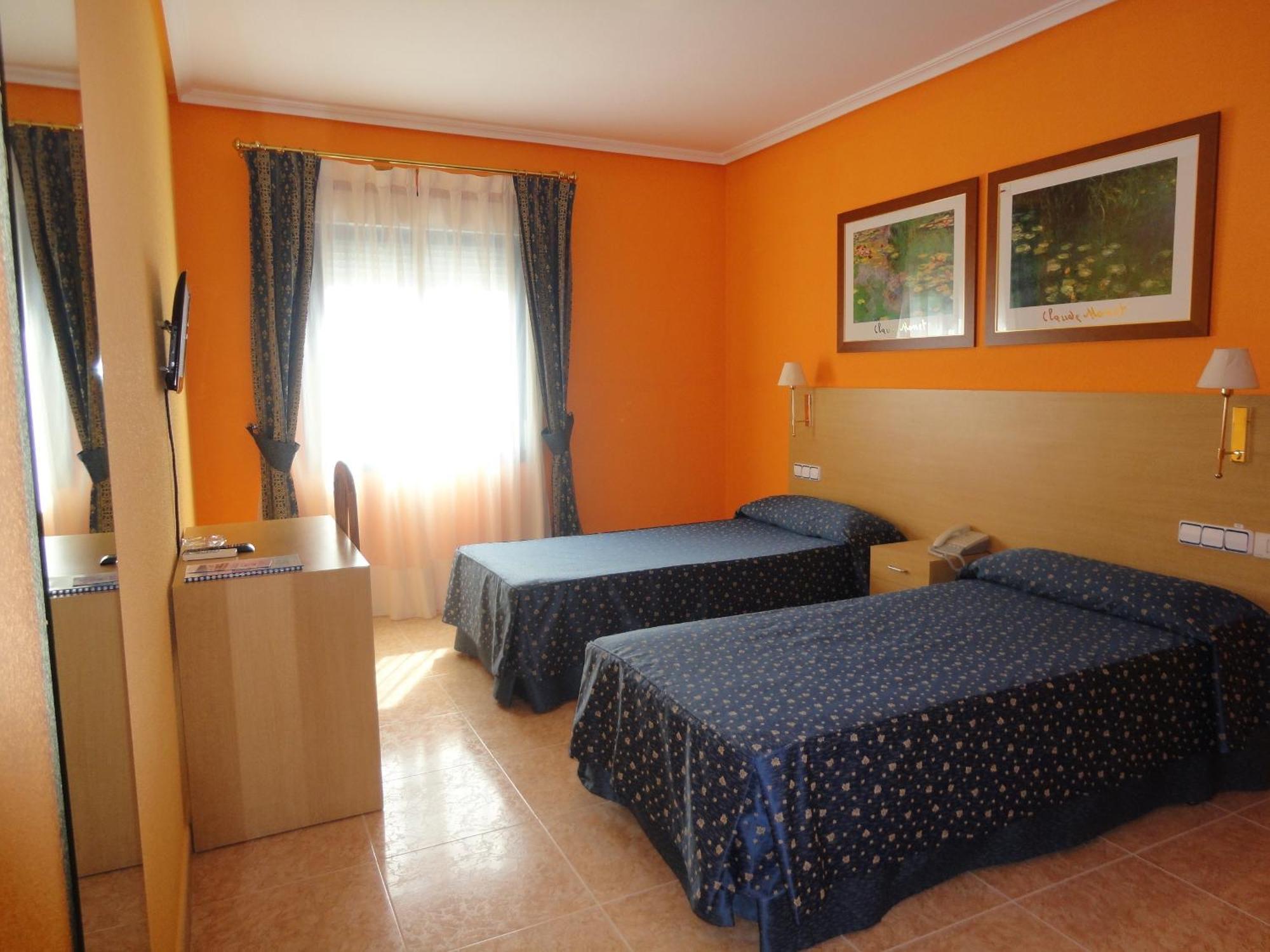 Hotel Mirador Velilla de San Antonio Extérieur photo